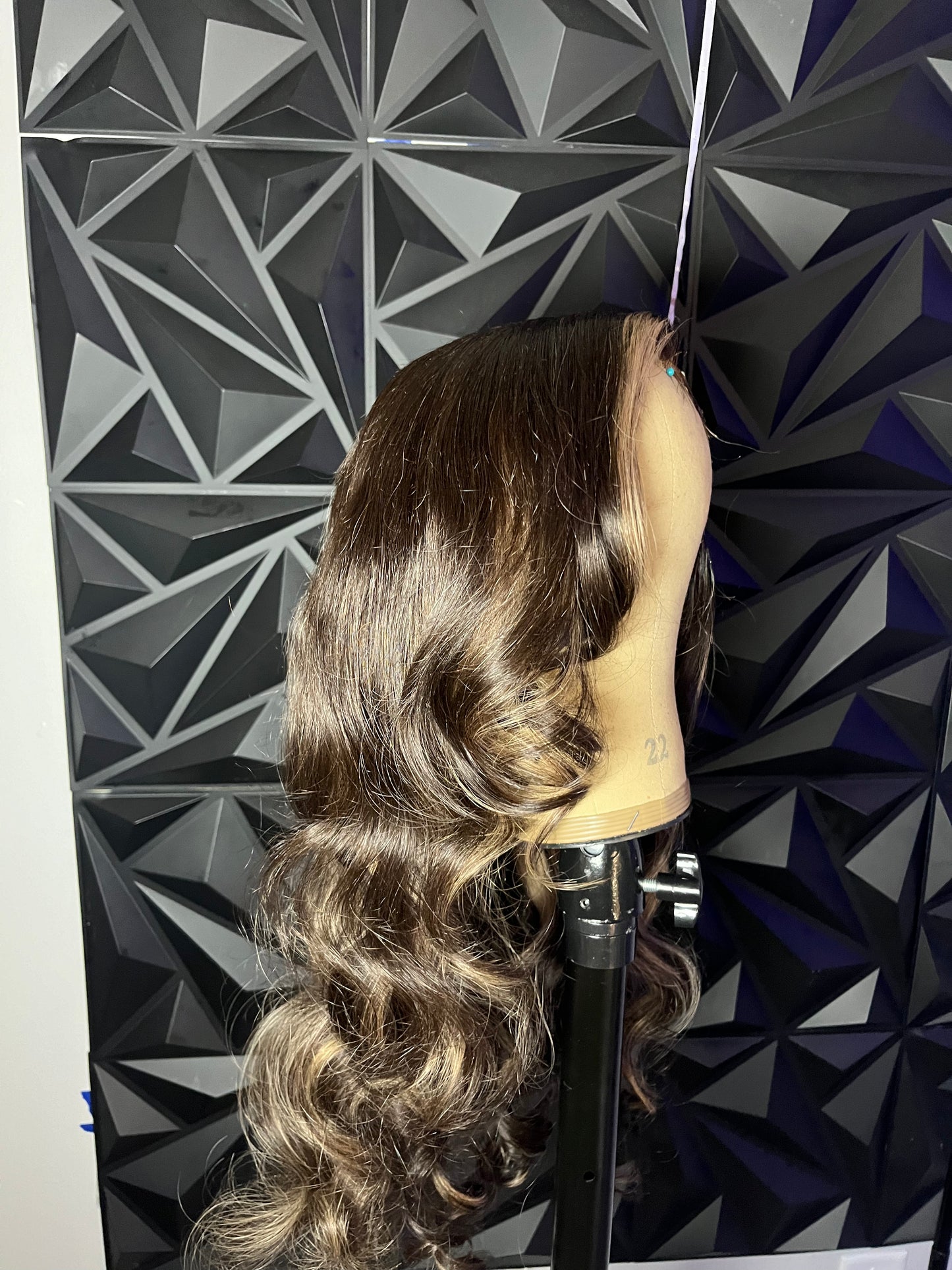 brown highlighted wiggle